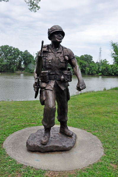 sculpture of a soldier